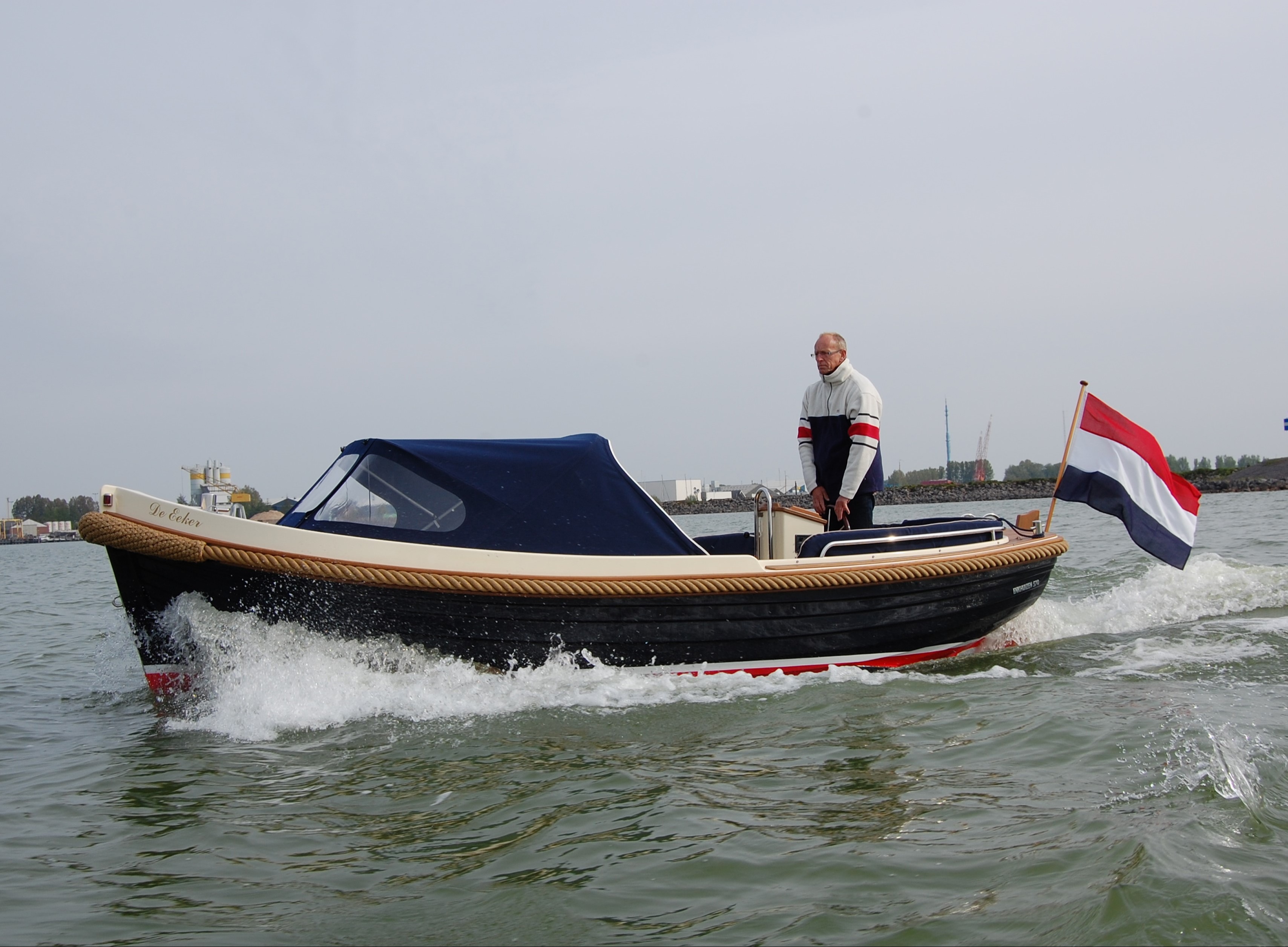 Content 4_content_image_17652154731178772821.jpg Over ons | Enkhuizensloep